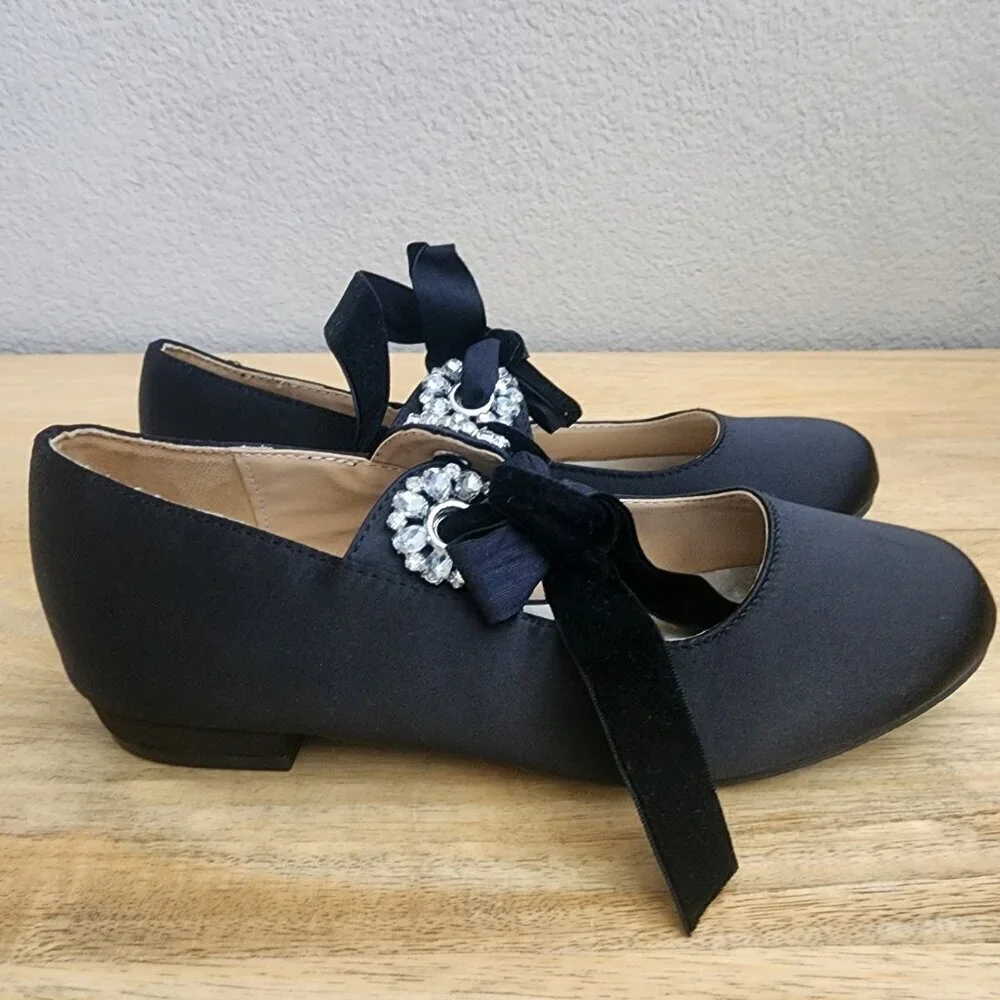 Badgley Mischka Girl Marina Grommet Satin Shoes Rhinestone Floral Black Size 3